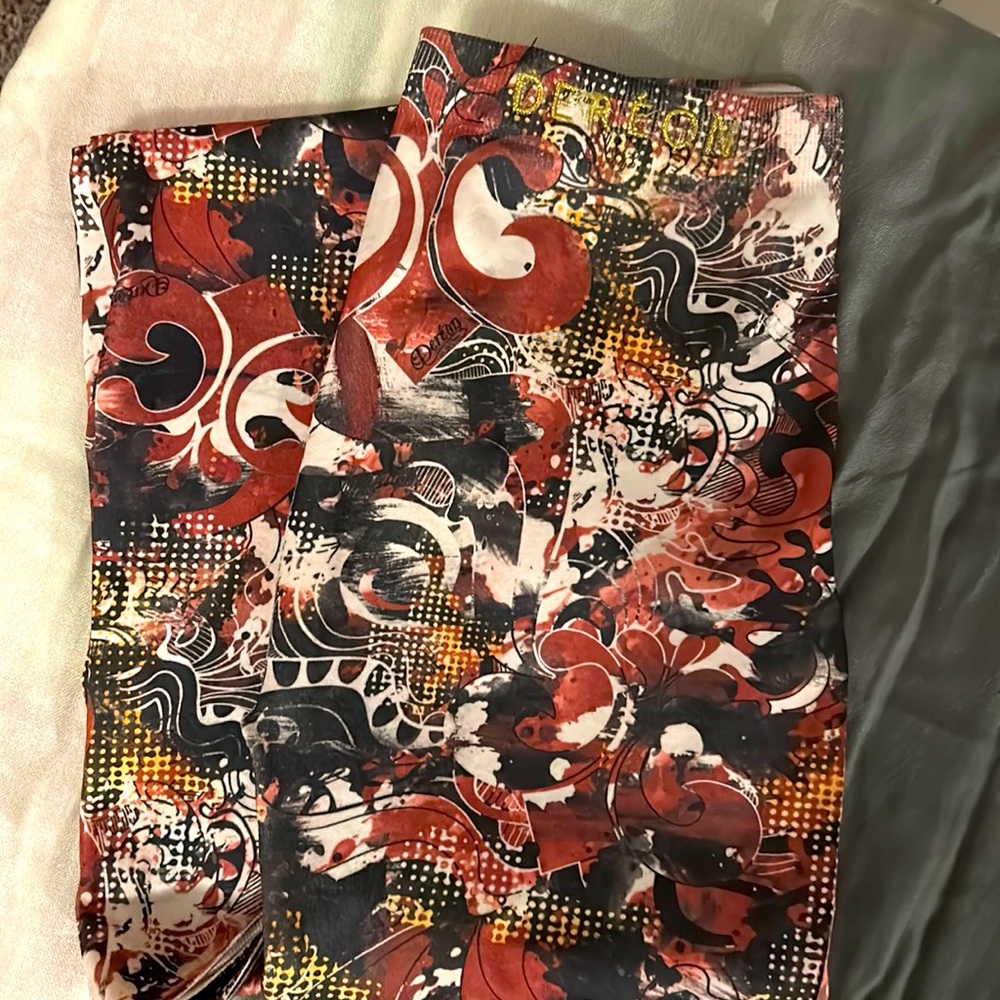Dereon, by Beyoncé. Printed leggings size medium
